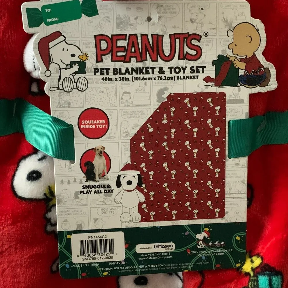 PEANUTS Snoopy & Woodstock Christmas Fleece Pet Blanket & Toy Set in Red